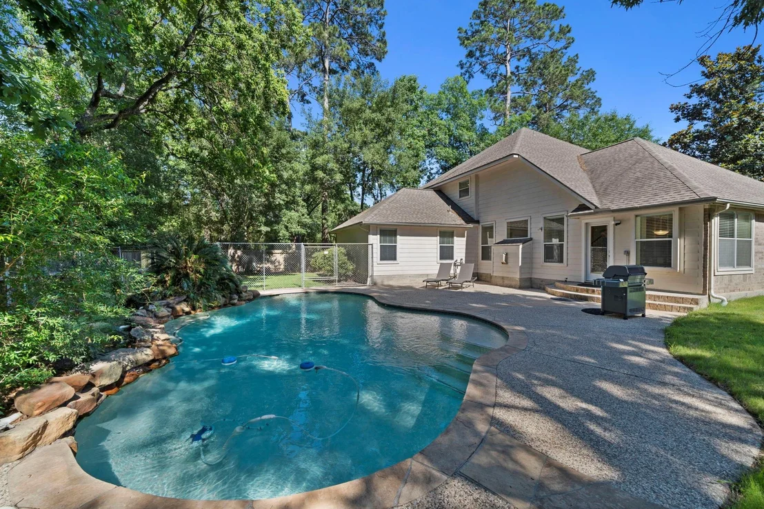 Photo of 78 E Hobbit Glen Drive
