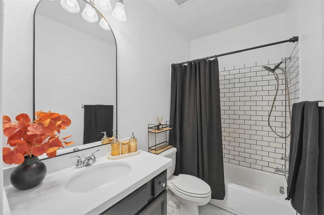 Photo of 19418 Blueberry Cedar Drive