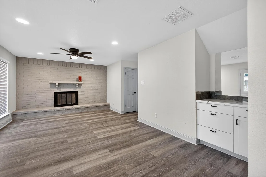 Photo of 4431 Enchantedgate Drive