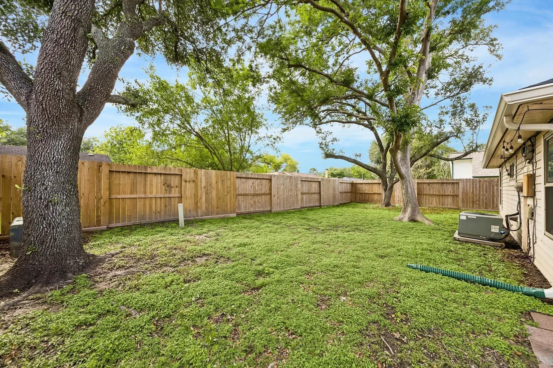 Photo of 1054 Margate Drive