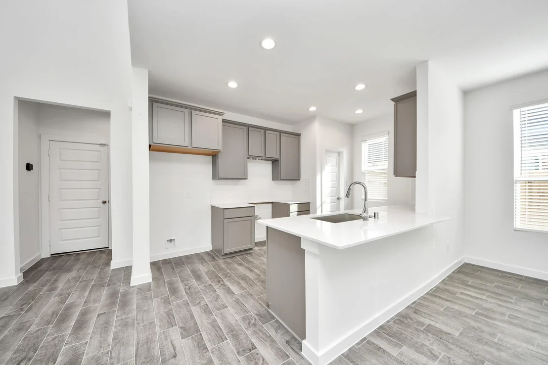 Photo of 5846 Madison Trail Drive