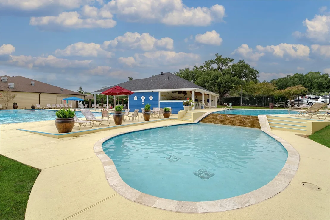 Photo of 129 Springs Edge Drive