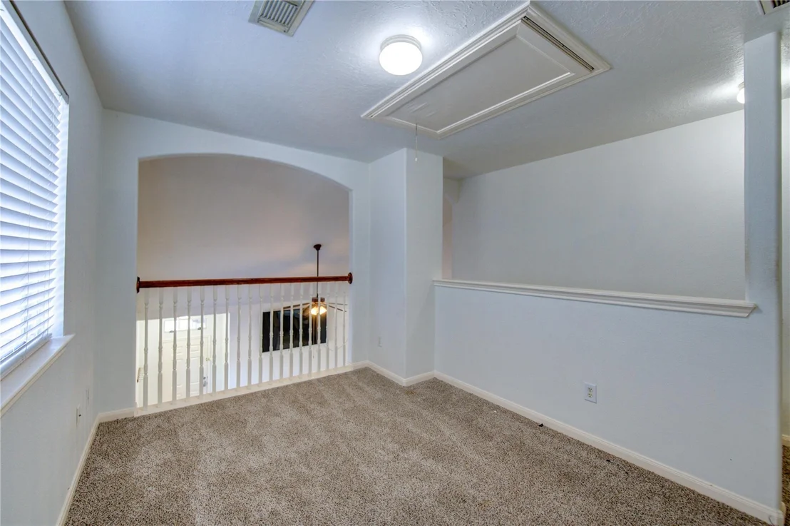 Photo of 10202 Middleglen Lane