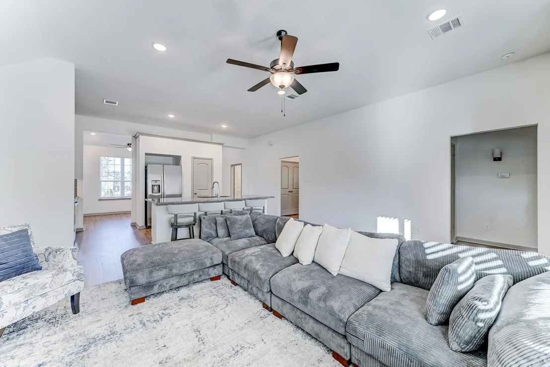 Photo of 204 Shoreview Drive