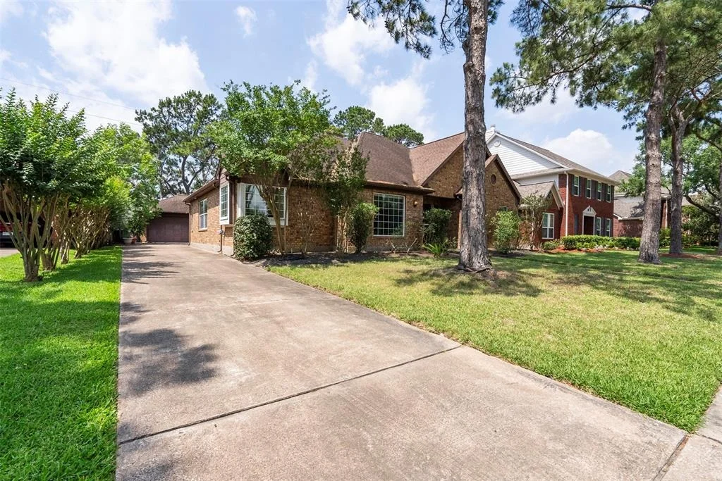 Photo of 21735 Cayman Point Drive