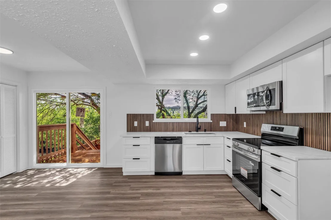 Photo of 16122 Pipers View Drive