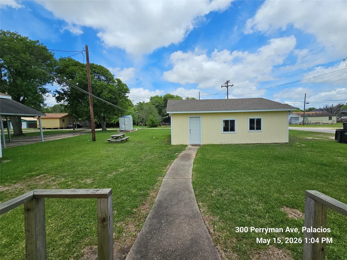 Photo of 300 Perryman Avenue