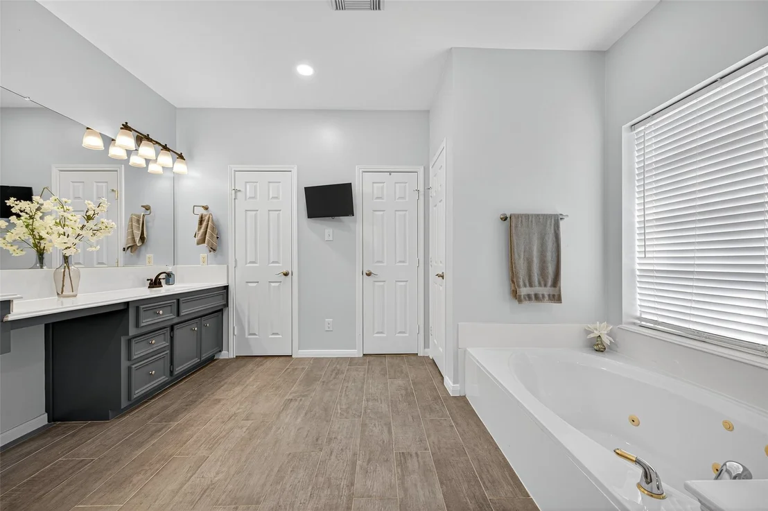 Photo of 16515 Dunleith Circle
