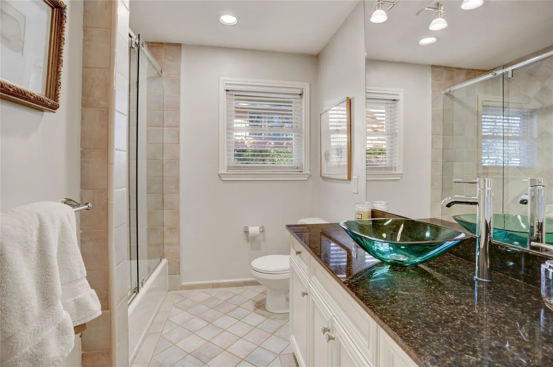 Photo of 3813 Linkview Drive