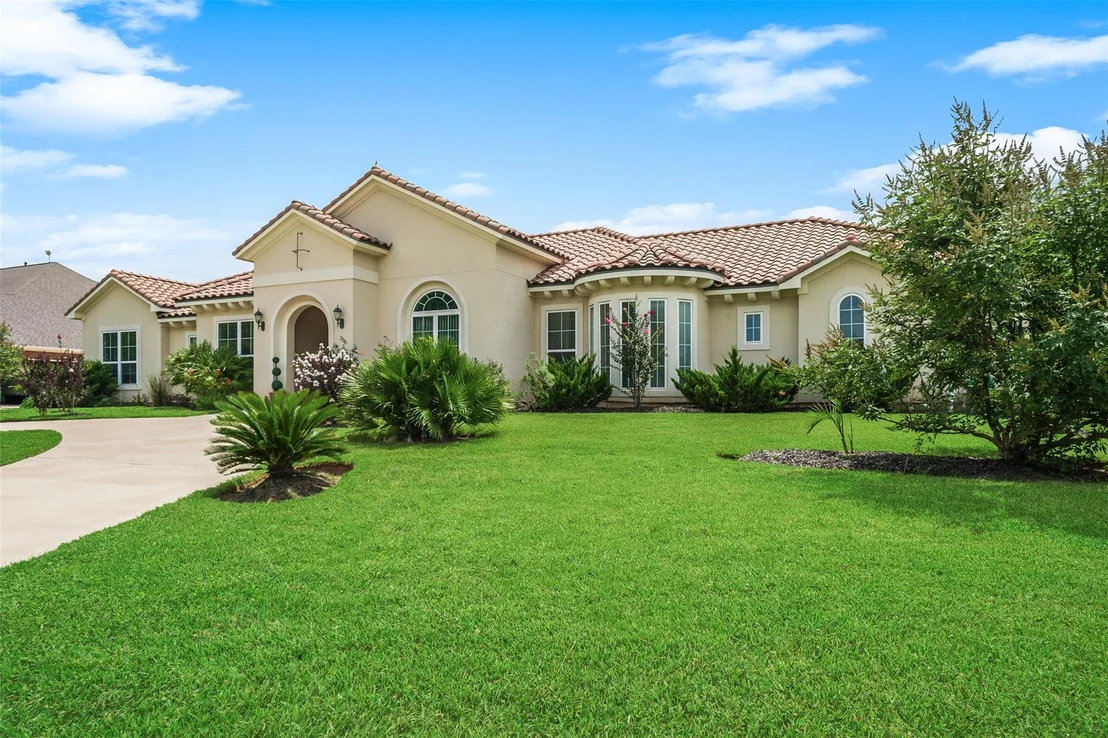 Photo of 230 Lawrence Marshall Drive