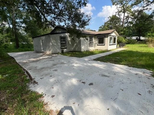 Photo of 4048 N Oak Forest Drive