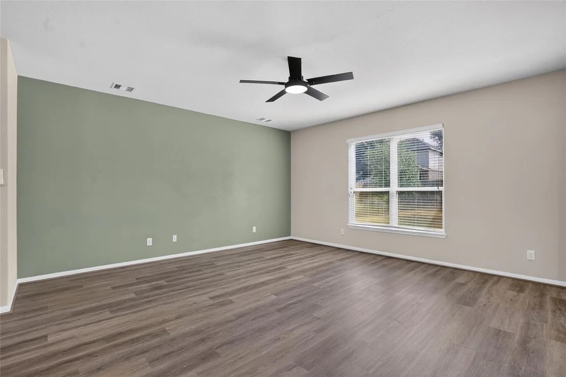 Photo of 7611 Dragon Pearls Lane