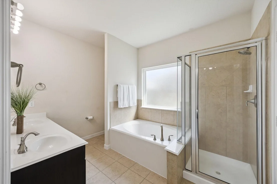 Photo of 2542 Pines Pointe Drive