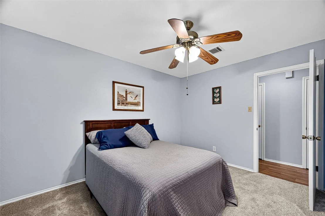 Photo of 1013 Paulette Drive
