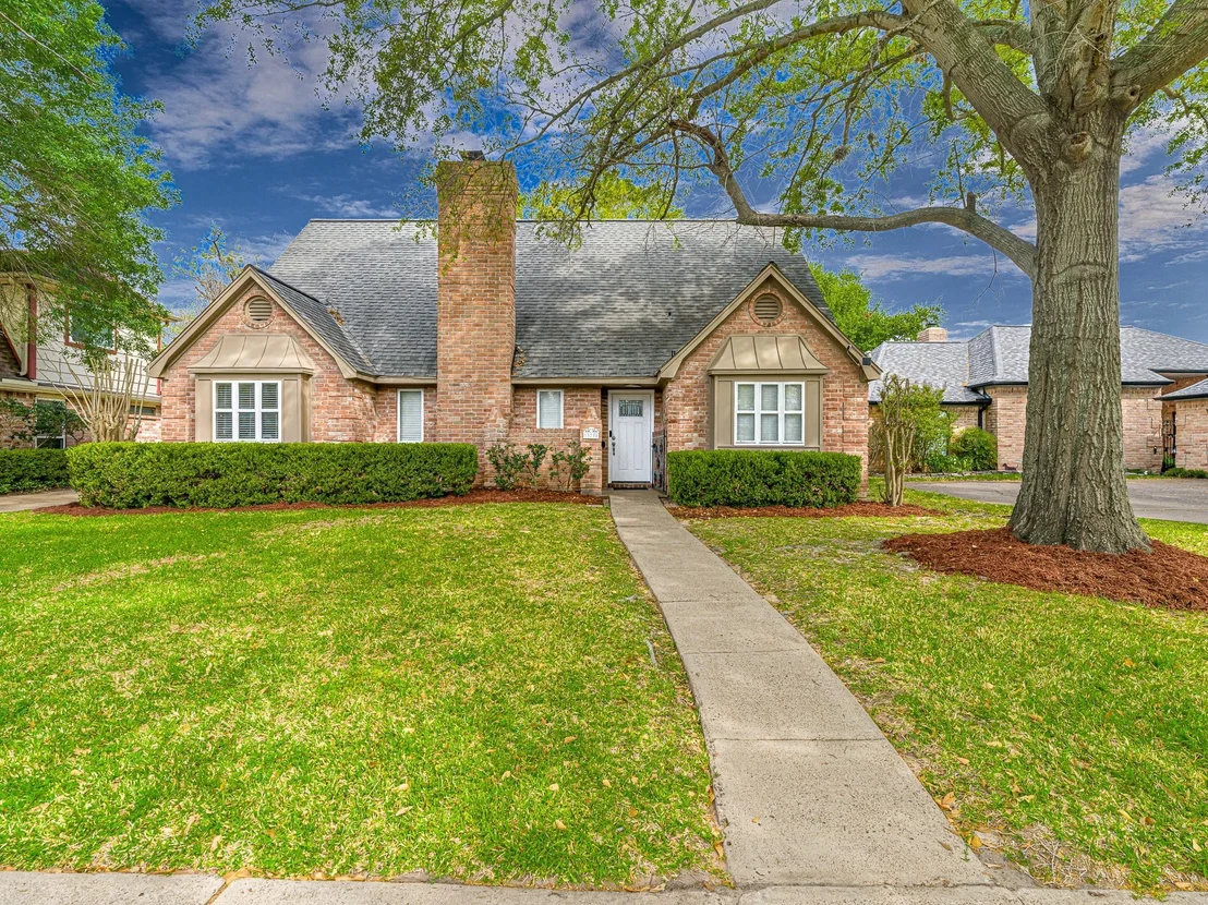 Photo of 15214 El Padre Drive