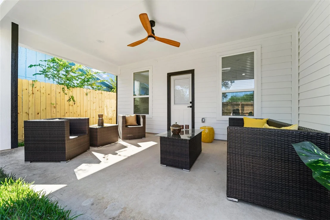 Photo of 9023 Comal Street