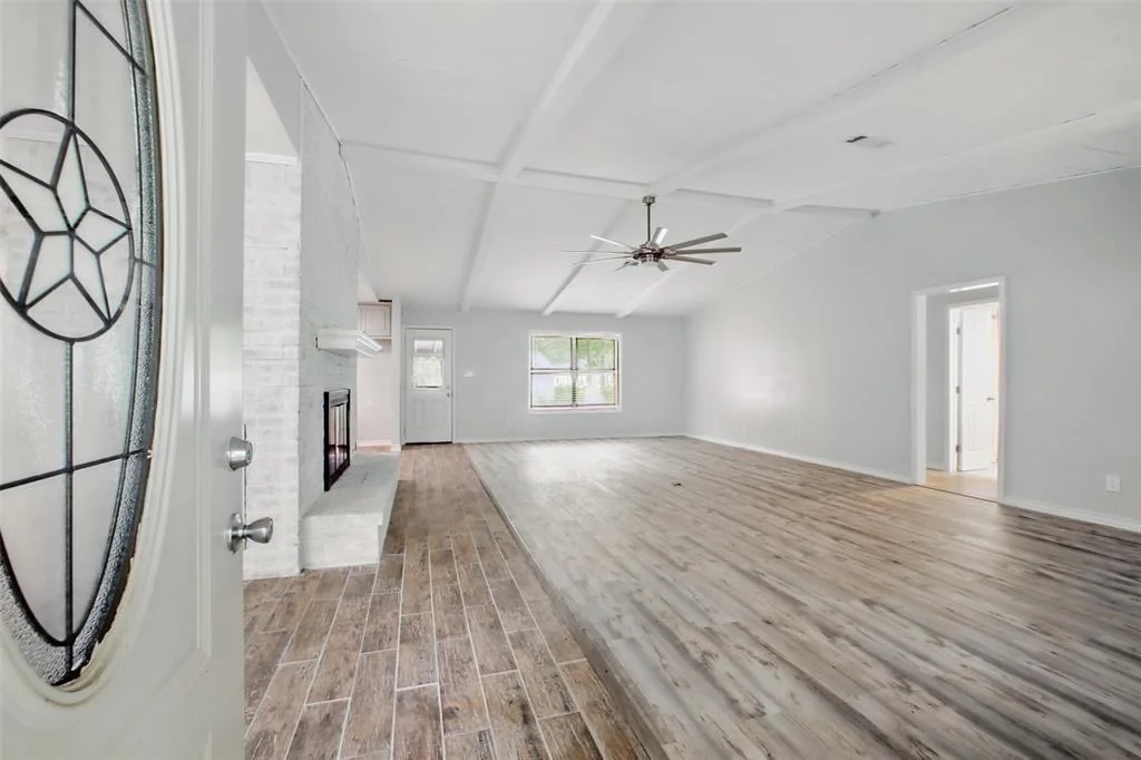 Photo of 290 Maple Lane