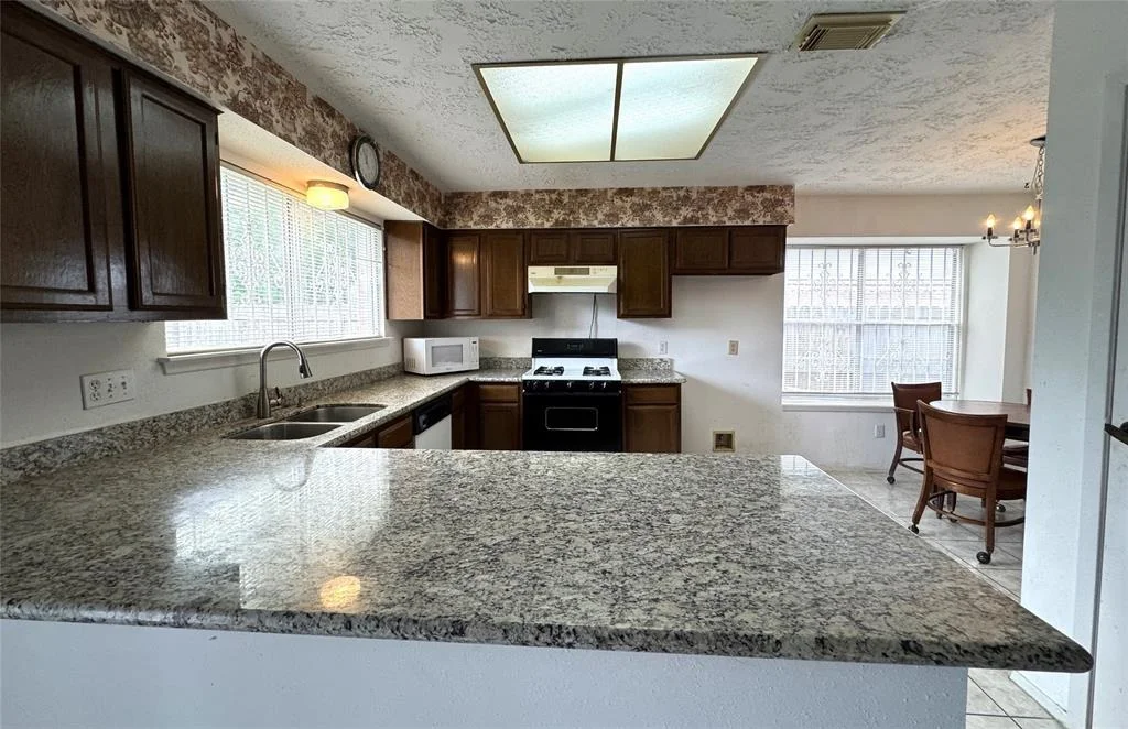 Photo of 14803 Wind Cave Lane