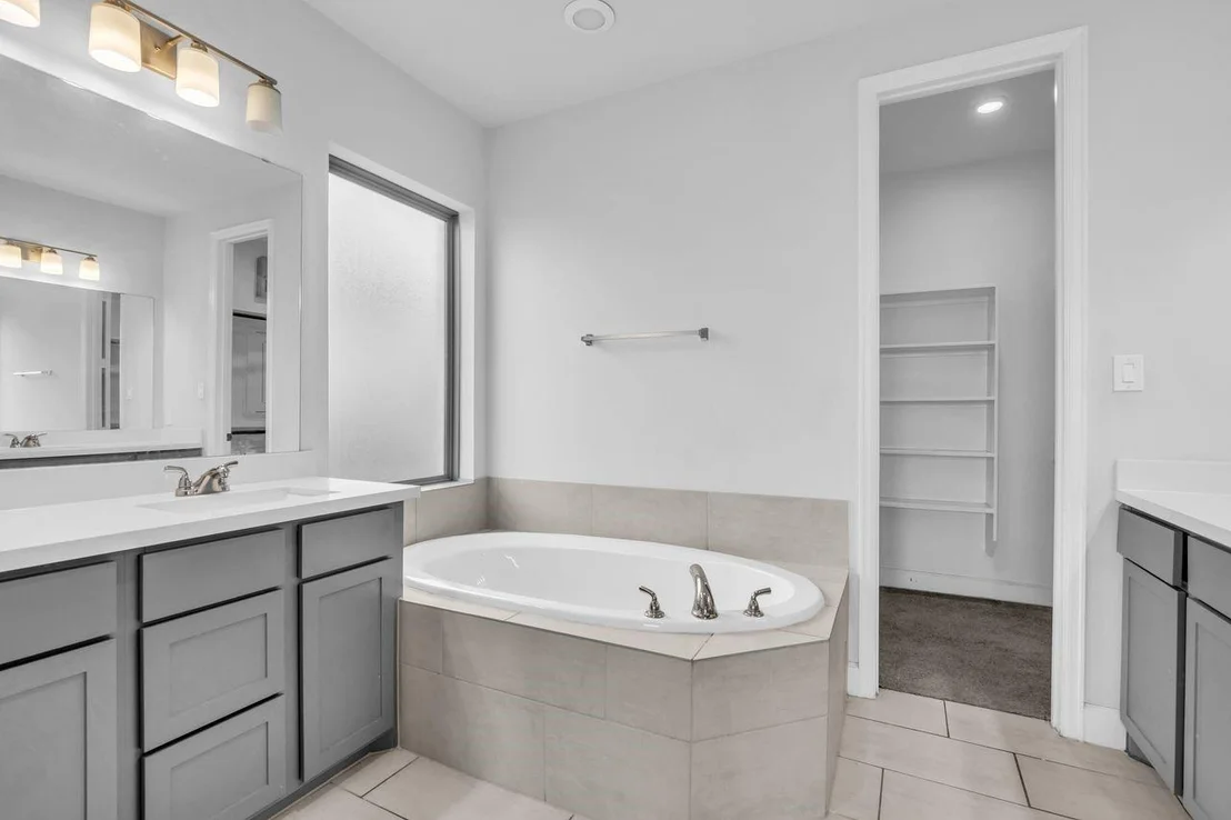 Photo of 8702 Harbor Pines Drive