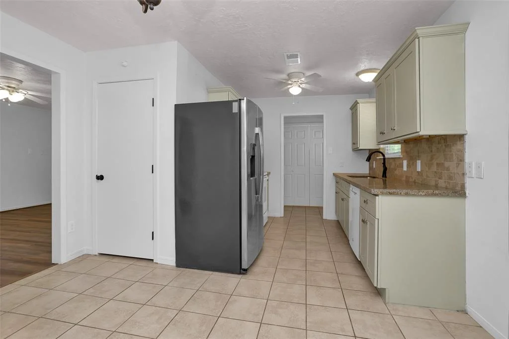 Photo of 814 Whipporwill Road