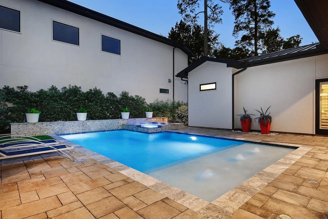Photo of 10 Kingscote Way