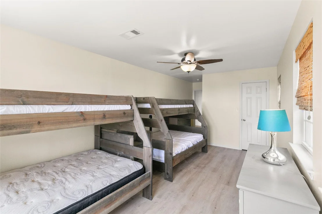 Photo of 308 Sea Bean Street