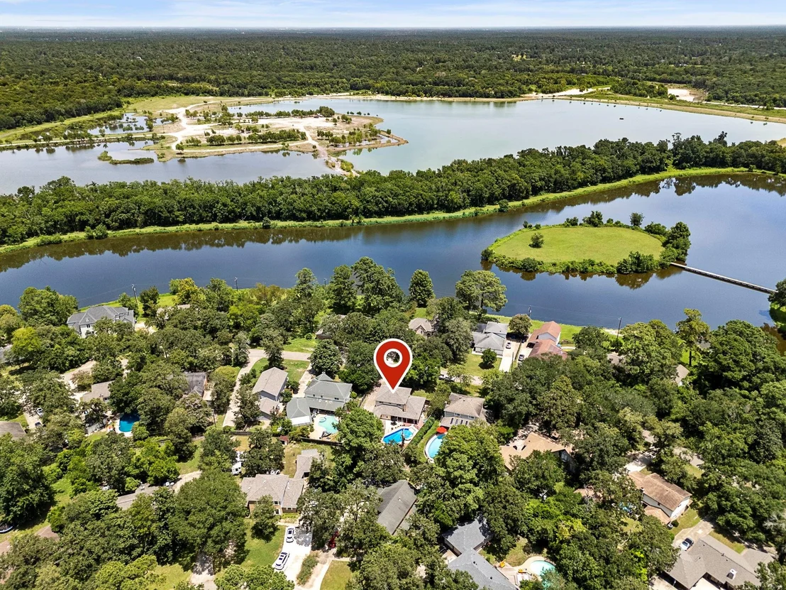 Photo of 618 Brook Hollow Drive