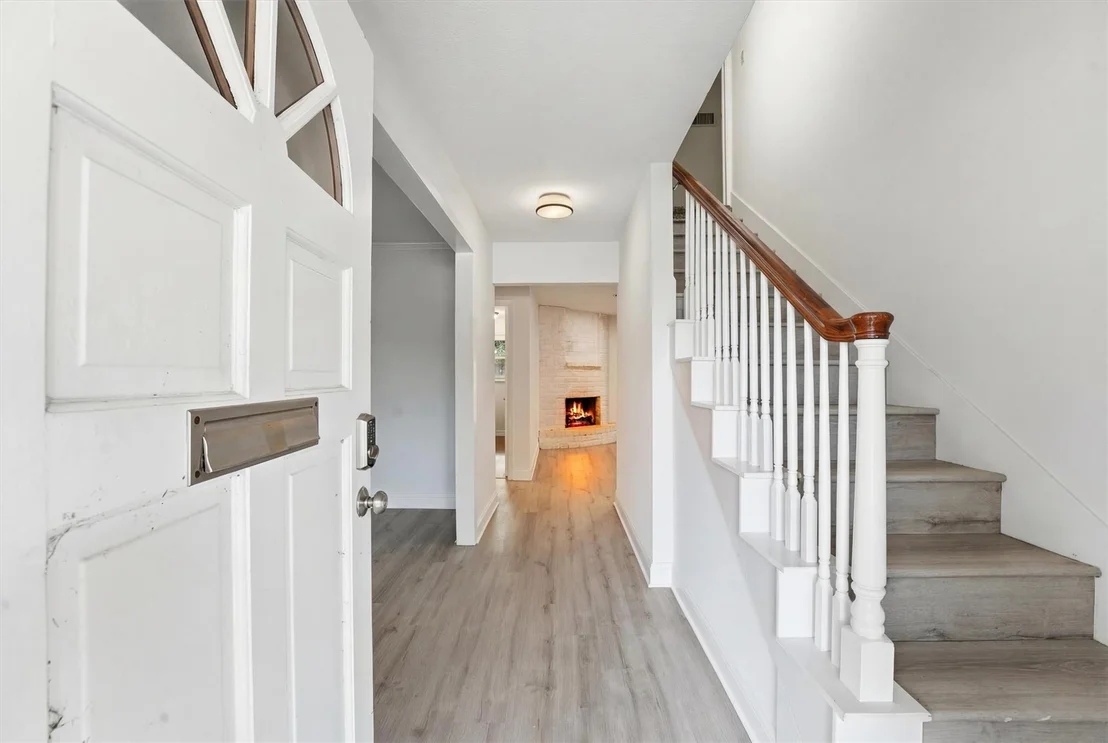Photo of 715 Timber Cove Drive