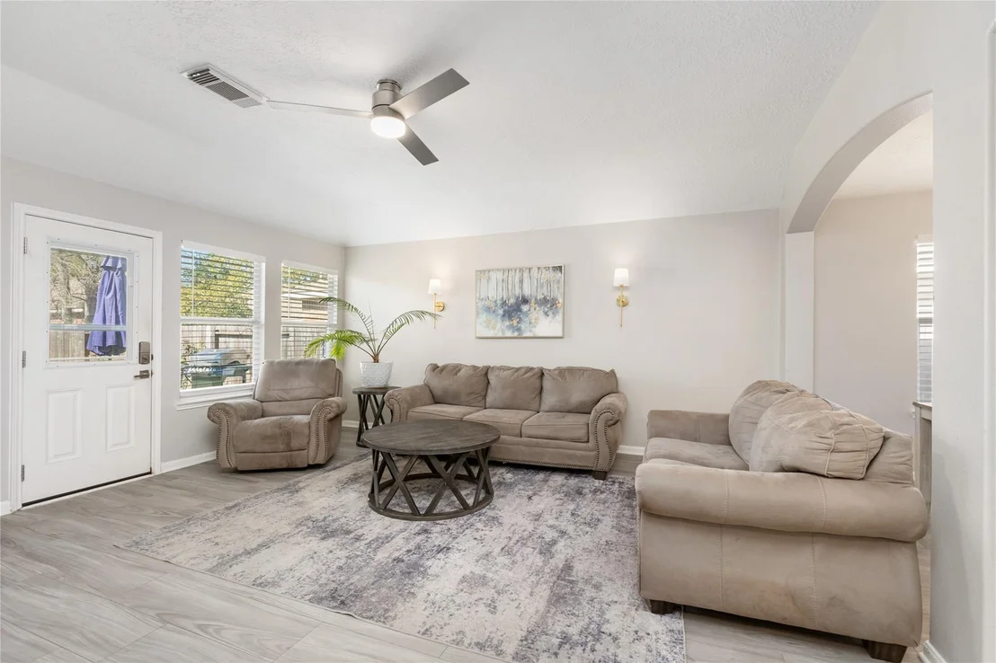 Photo of 2435 Colonial Springs Lane