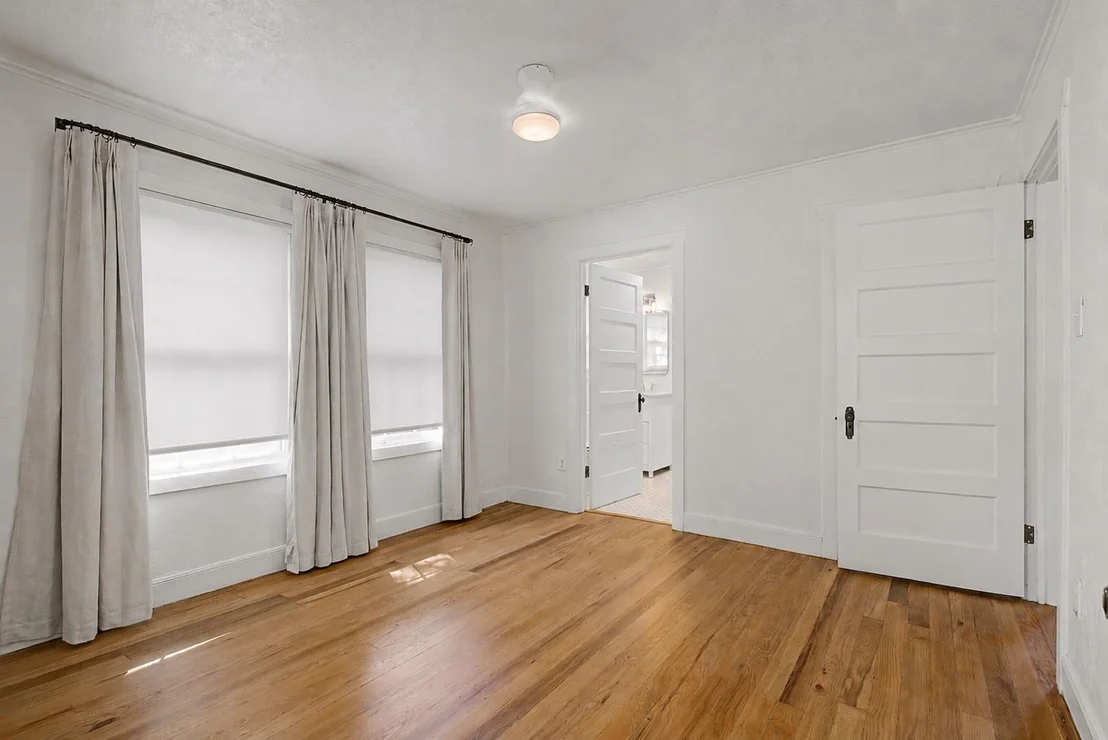 Photo of 304 Foster Street