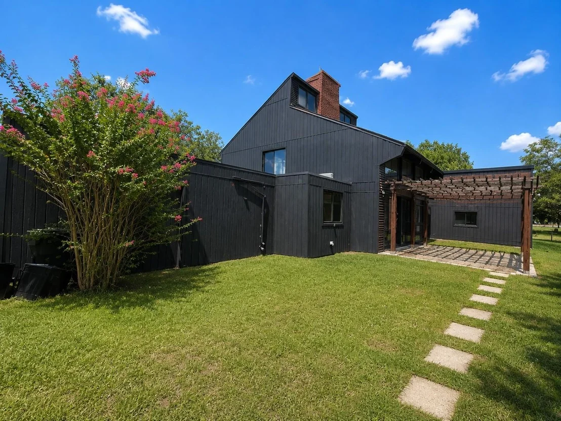Photo of 36631 Commanche Road