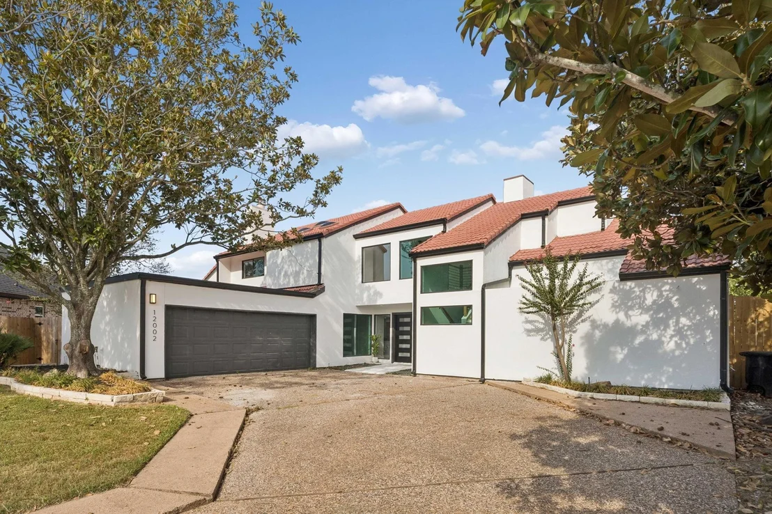 Photo of 12002 S Circle Drive