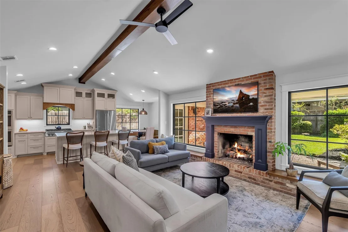 Photo of 606 Hallie Drive