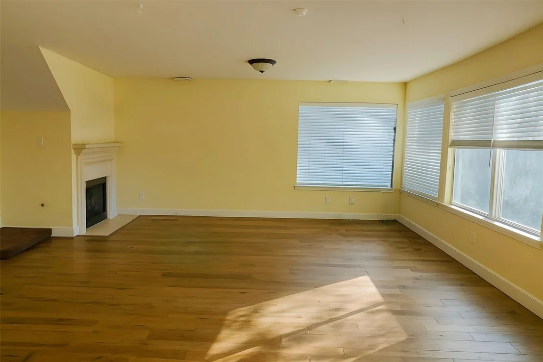 Photo of 18109 Red Pine Court