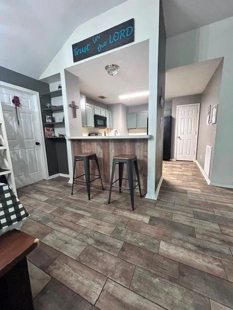 Photo of 600 Spruce Dr