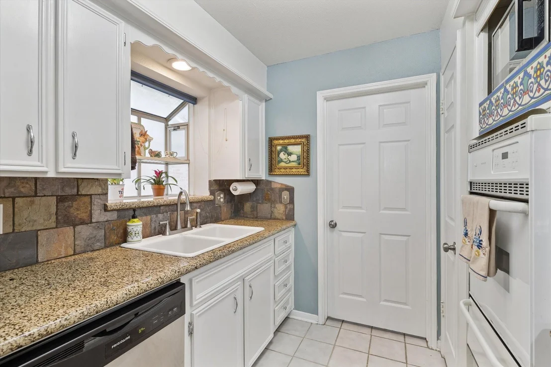 Photo of 2703 Longleaf Pines Drive