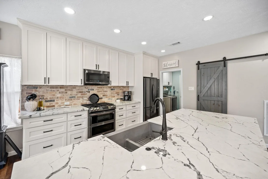Photo of 814 Legend Spring Drive