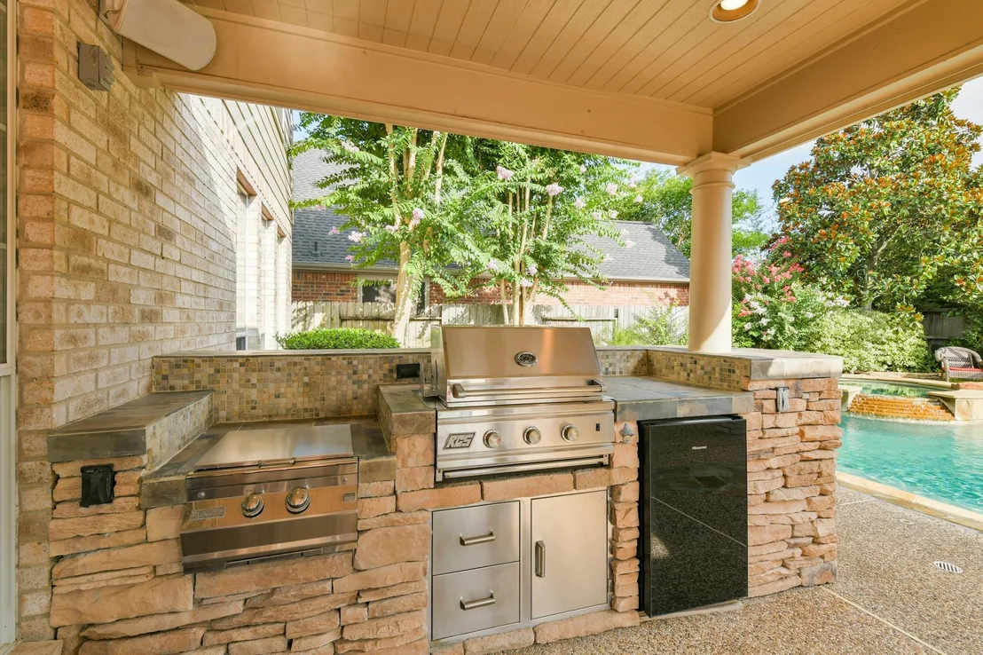 Photo of 16050 Lockdale Lane