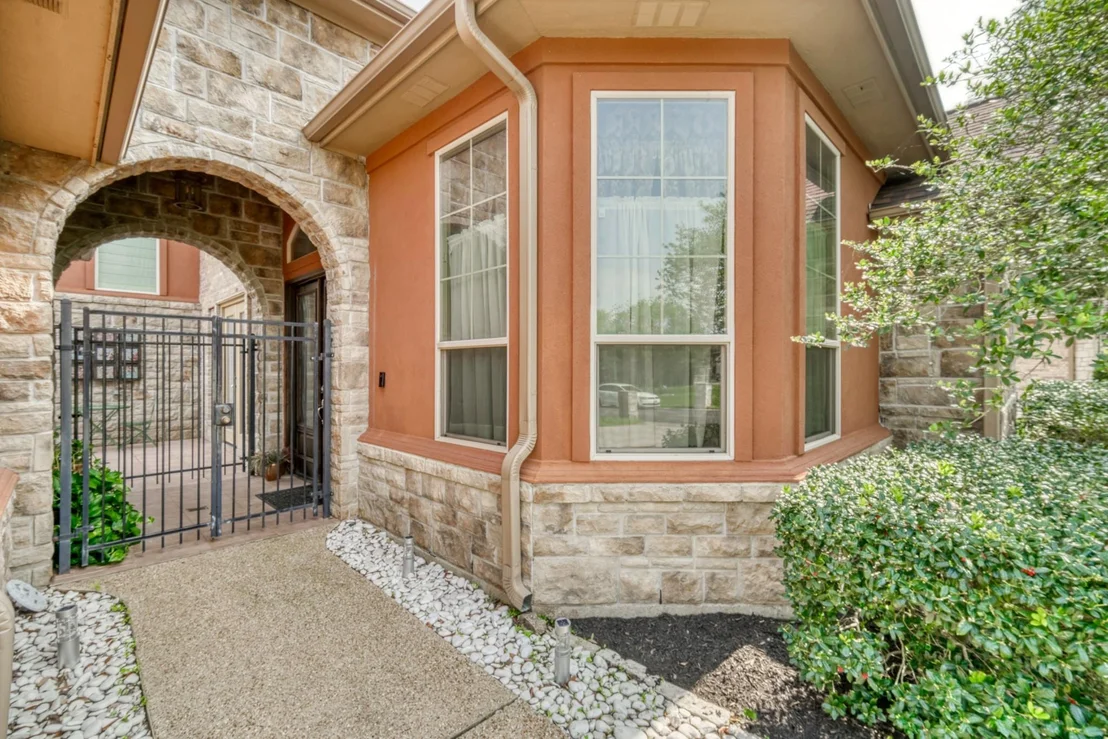 Photo of 2073 Ravenstone Loop