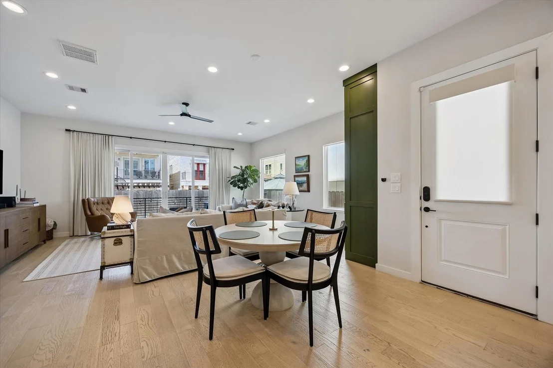 Photo of 5532 Darling Street