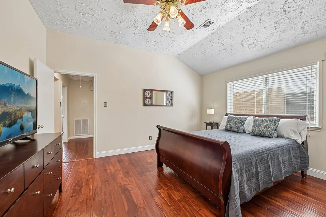 Photo of 18015 Forest Cedars Drive
