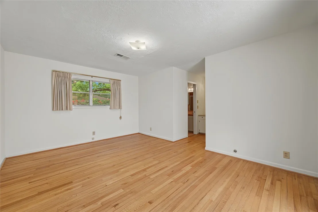 Photo of 2016 San Jacinto Drive