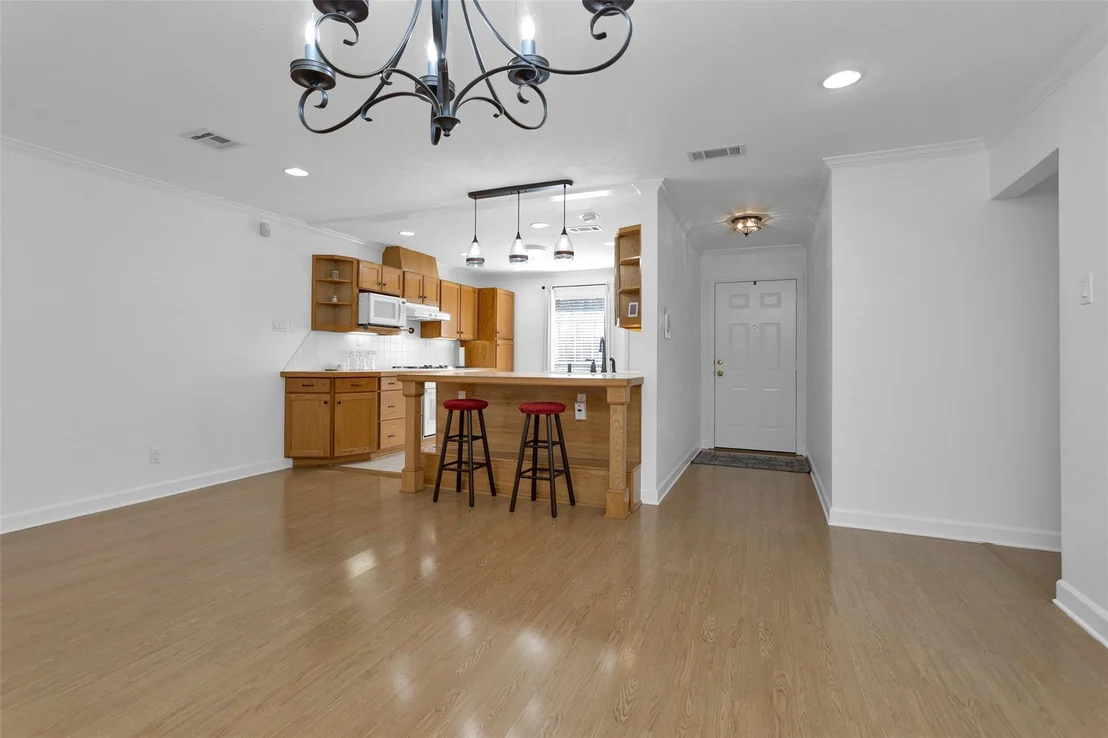 Photo of 227 Crest Hill Drive