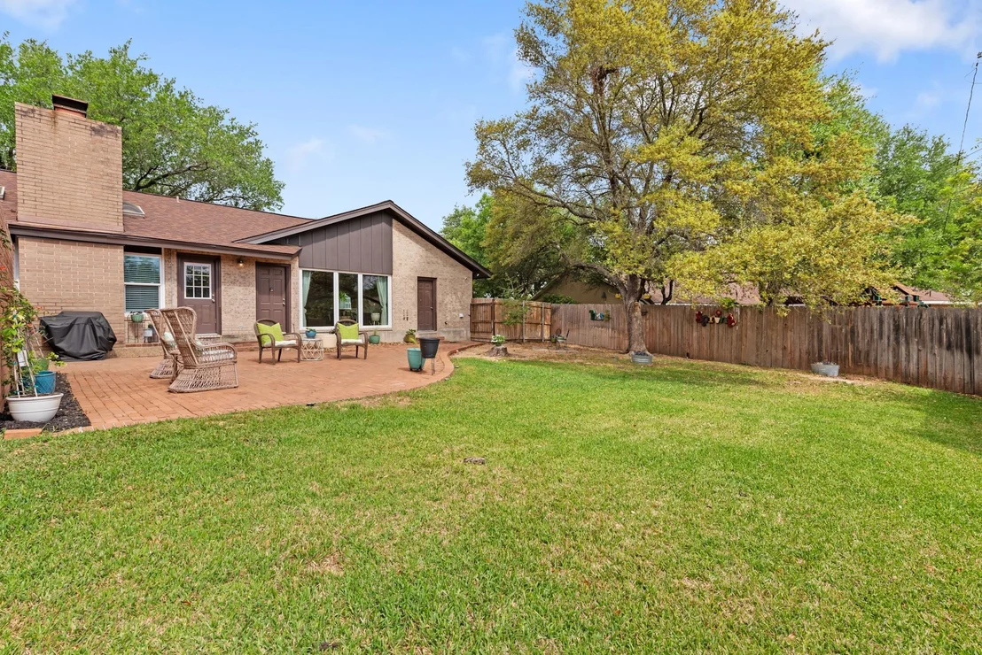 Photo of 2512 Towering Oaks Drive