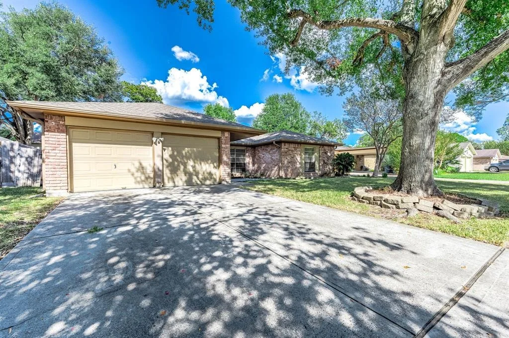 Photo of 13730 Wickersham Lane