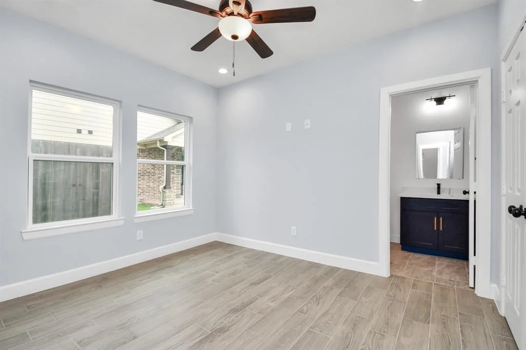 Photo of 226 Edgewater Drive