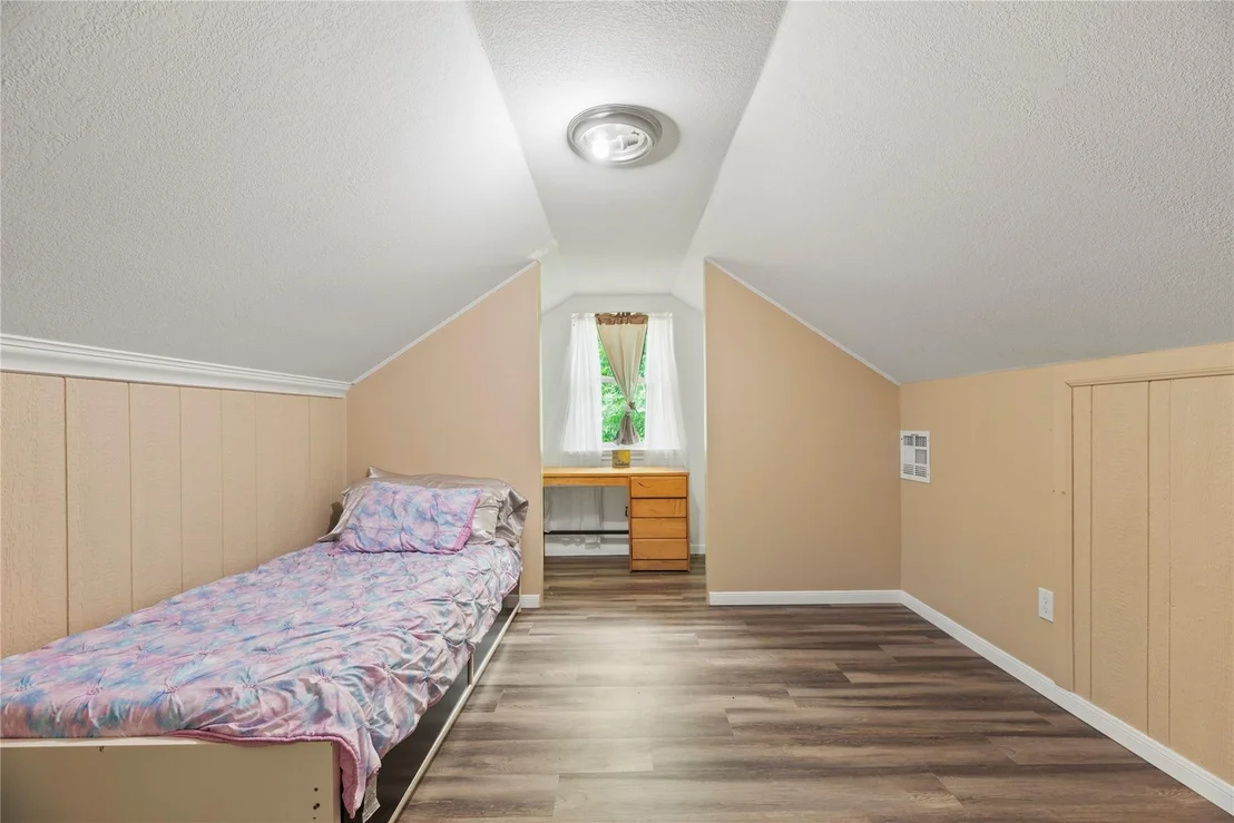 Photo of 1415 Pony Lane