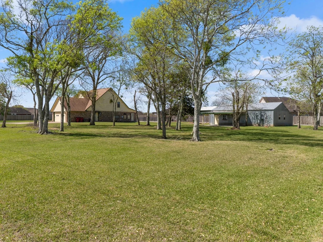Photo of 3913 County Road 106
