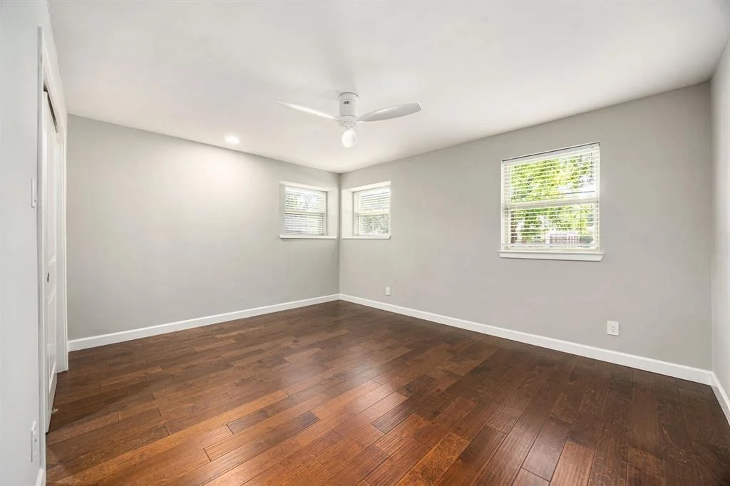 Photo of 10718 Dunlap Street