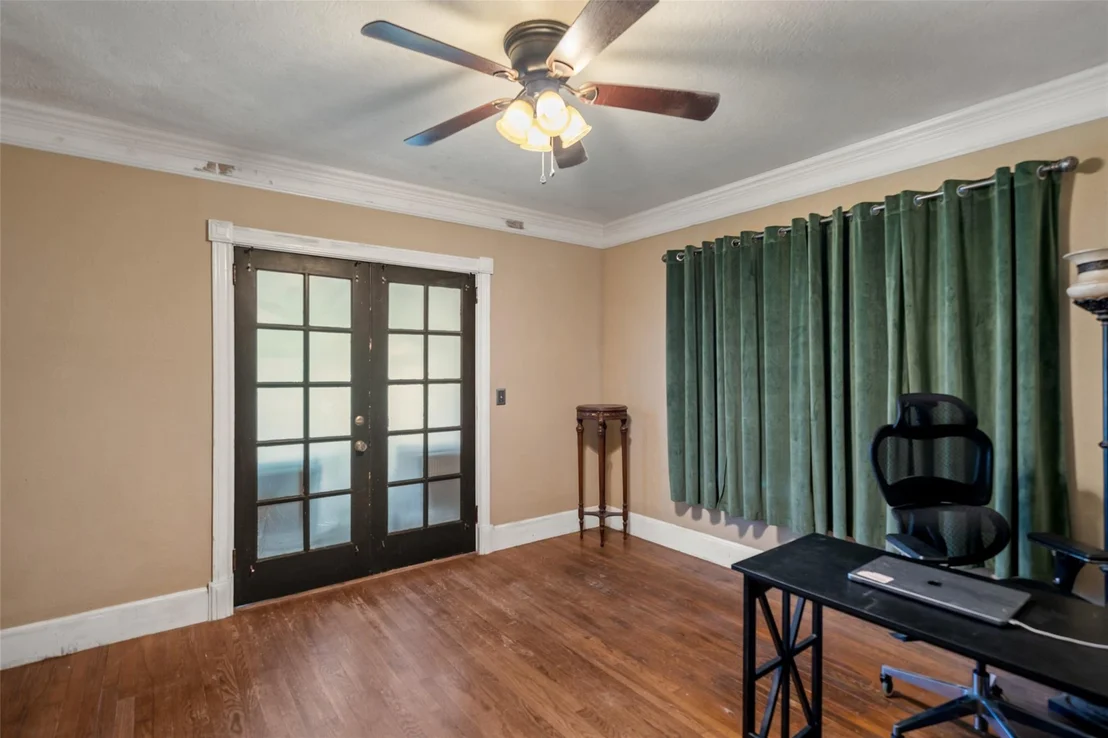 Photo of 200 S Cherry Street